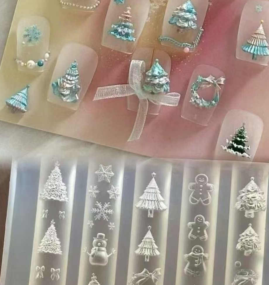 Moules silicone 3D Noël – Décorations Nail Art et résine 1 OCIBEL